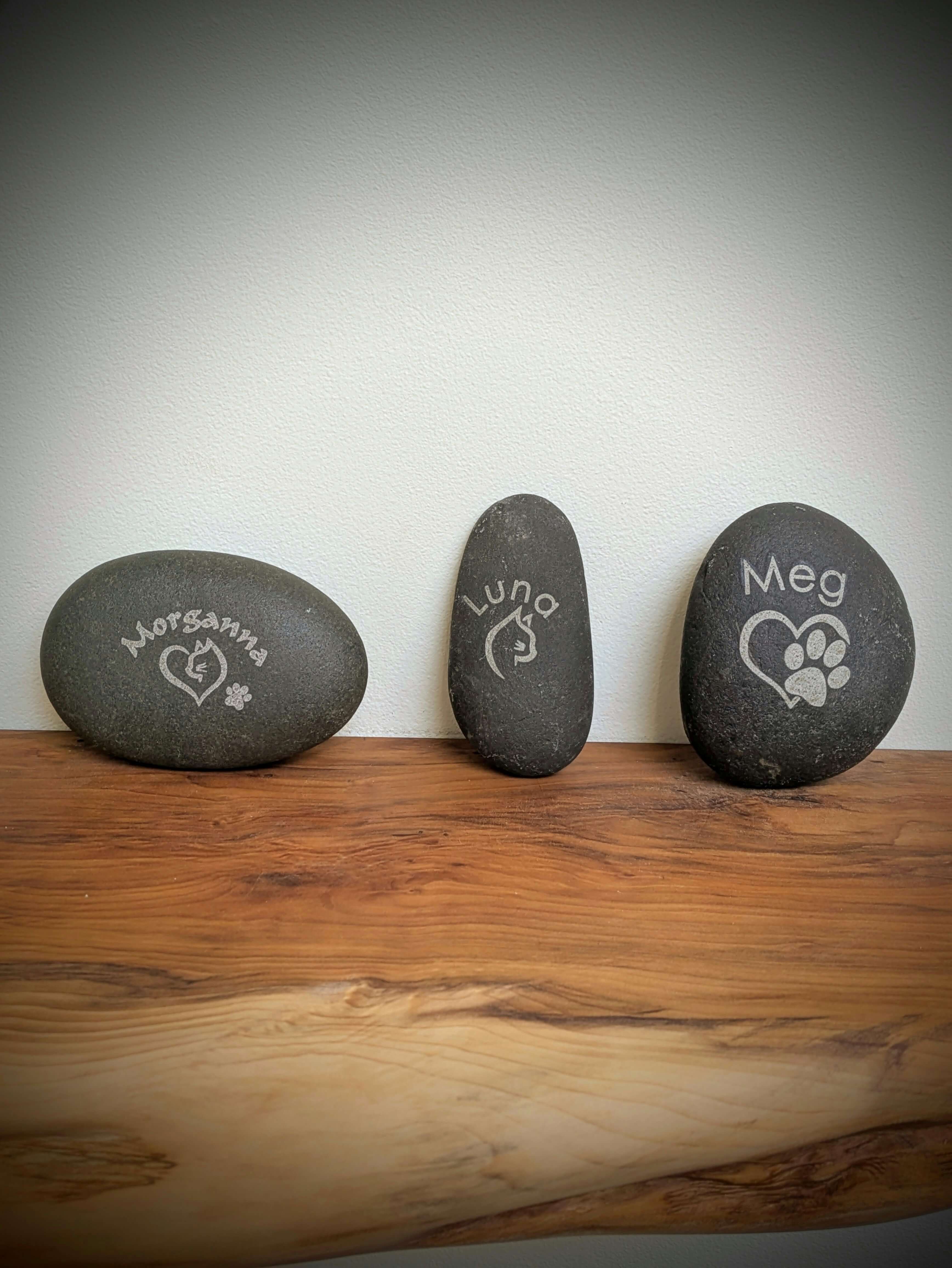 Laser Engraved Cat Memory Pebbles