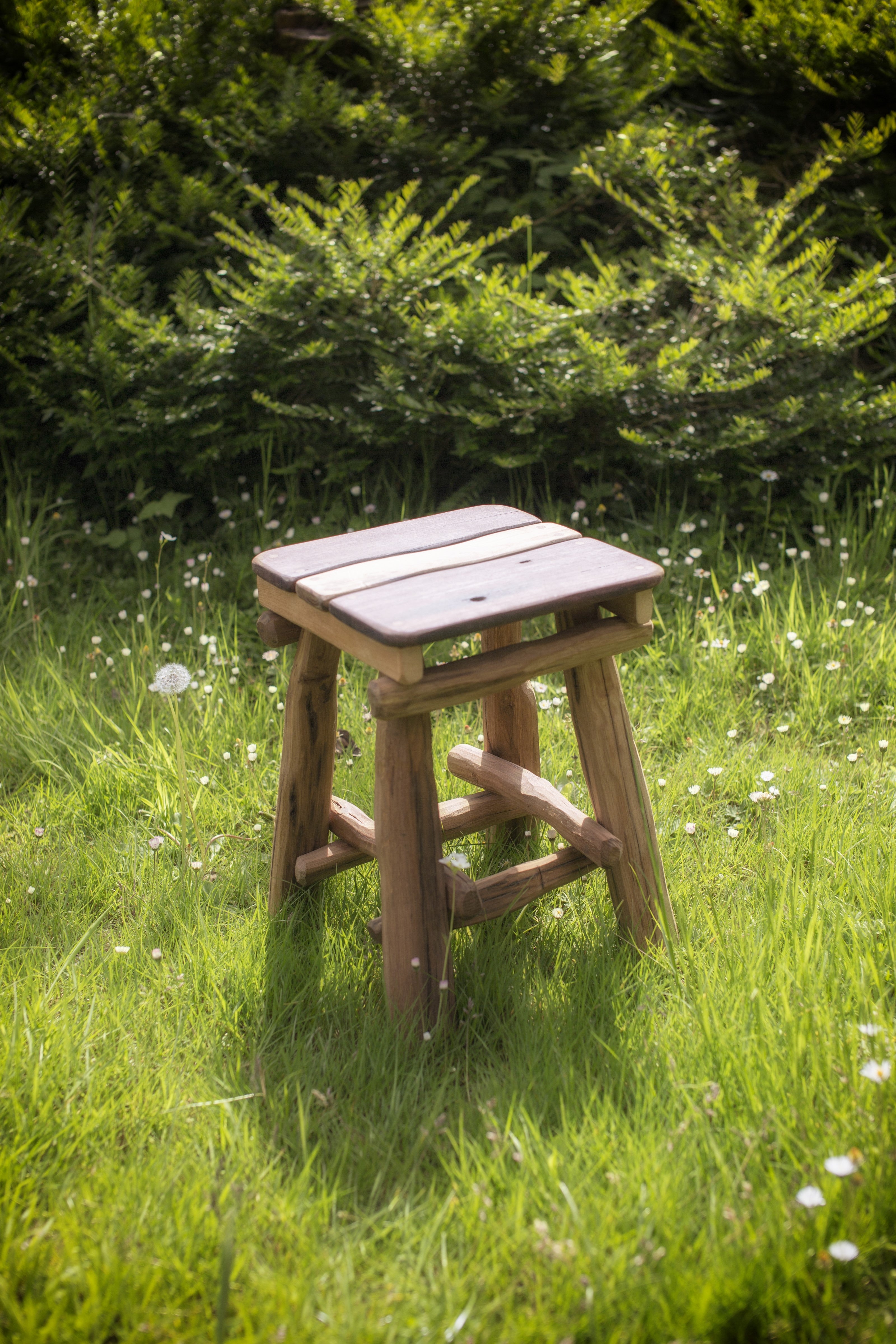 Hobbit Stool
